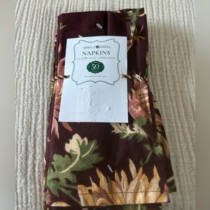 April Cornell Antoinette Fall Floral Set Of  10 16” X 16” Cotton  Napkins. New